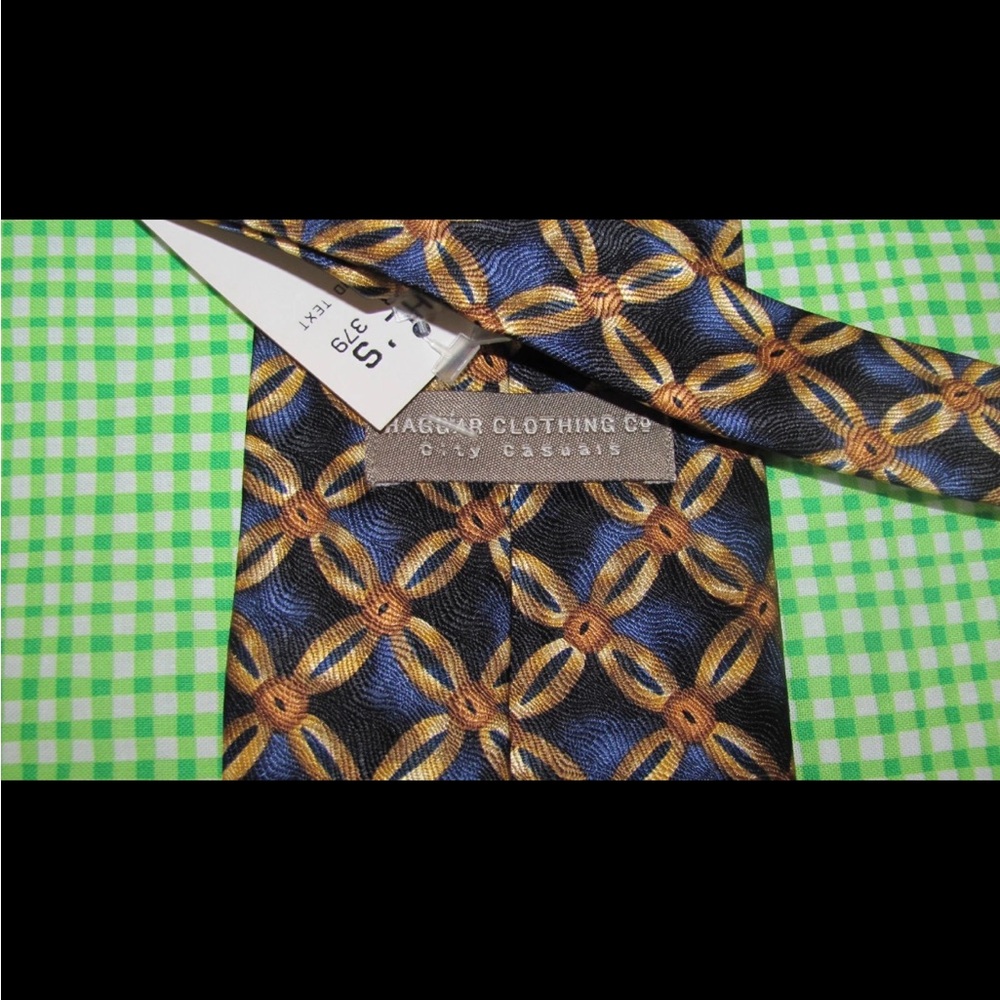 Haggar Blue and Gold Patterned Tie NWT